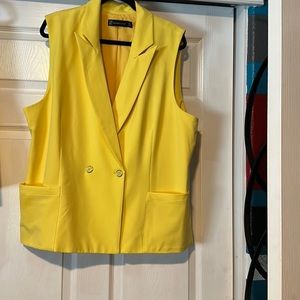 Double breasted yellow jacket